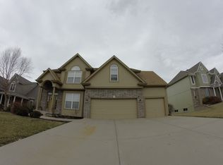 8600 NE 89th Pl, Kansas City, MO 64157