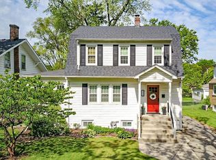 524 S Cornell Ave, Villa Park, IL 60181