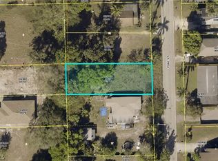 Pine St, Fort Myers, FL 33916