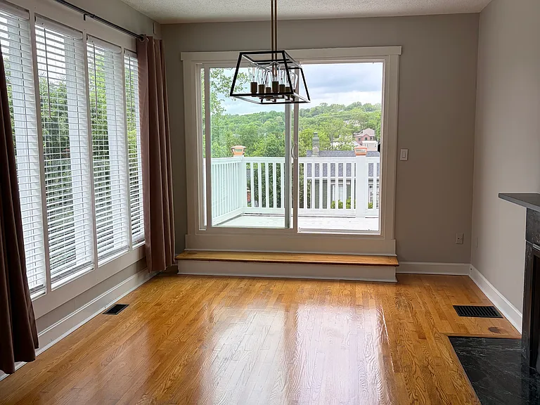 420 Tusculum Ave #2 — Photo 6