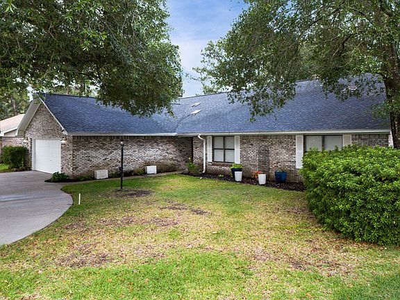 5th image of 71 Lake Lorraine Cir