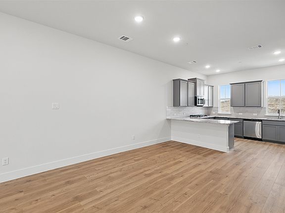 6th image of this home