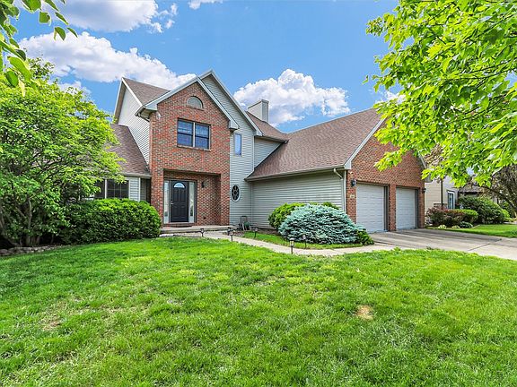 2nd image of 800 Lavender Dr
