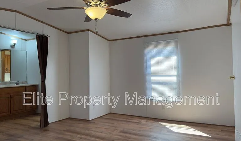 98 E Byrd Dr — Photo 17