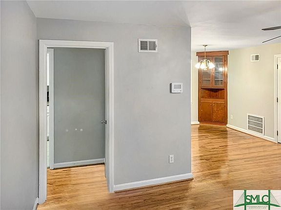 3rd image of 2116 Glynnwood Dr