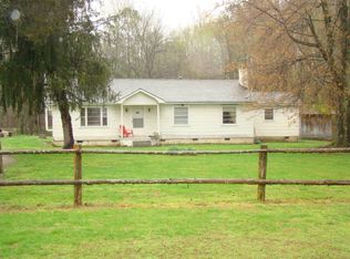 2678 Raspberry Rd, Big Sandy, TN 38221
