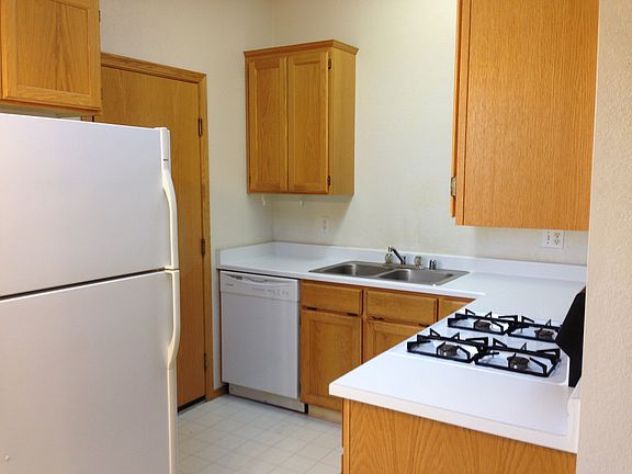4th image of 2090 Silkwood St #B