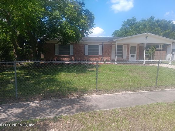 2nd image of 7405 DEEPWOOD Drive