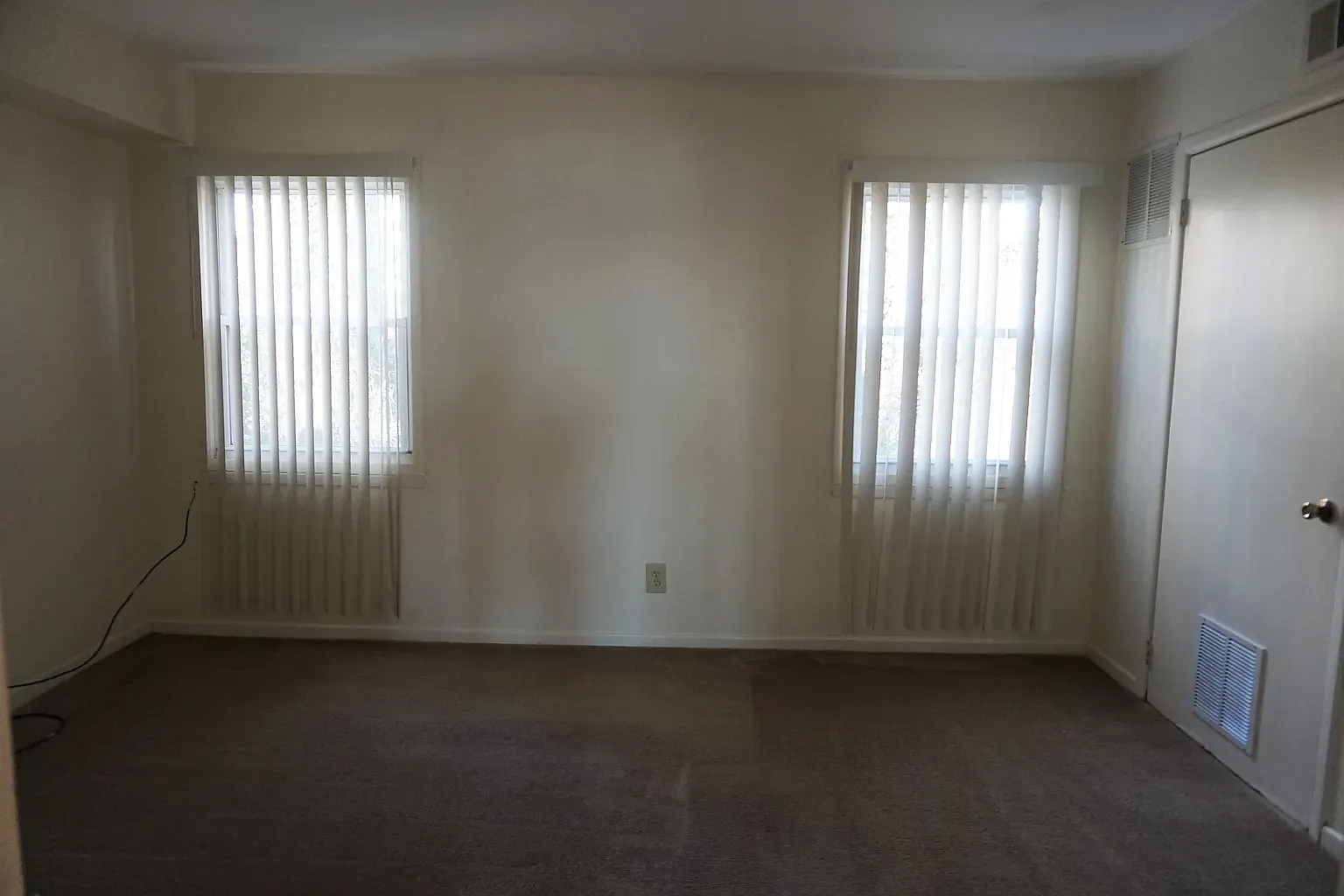 16 Palisade Street — Photo 2