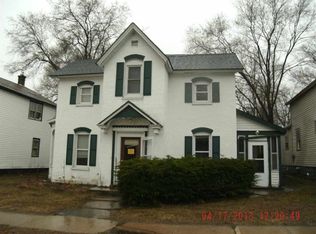 506 W Wisconsin St, Portage, WI 53901