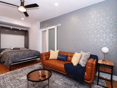 315 W 3rd St, Long Beach, CA, 90802