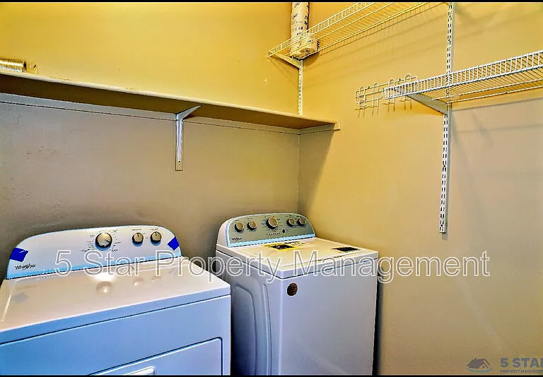 2200 Willie Mier St — Photo 43