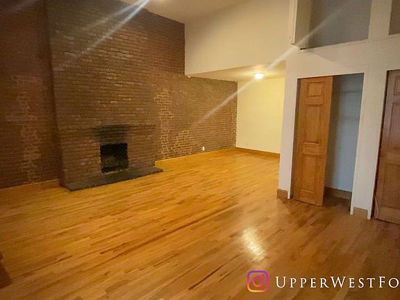 3rd image of 28 W 73rd St #1R