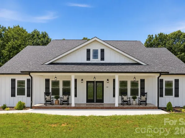 102 Obando Dr, Lawndale, NC 28090