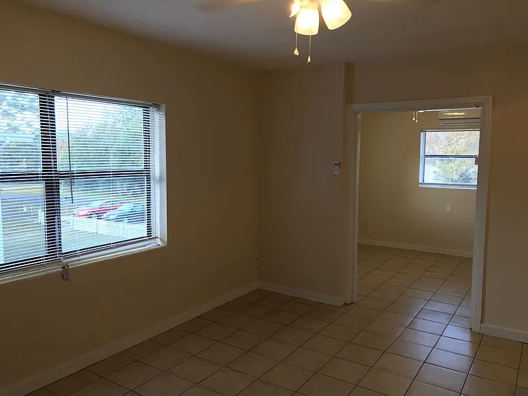 154 Westview Ave — Photo 6