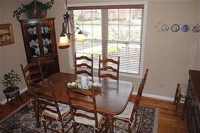 5th image of 10867 Griststone Cir