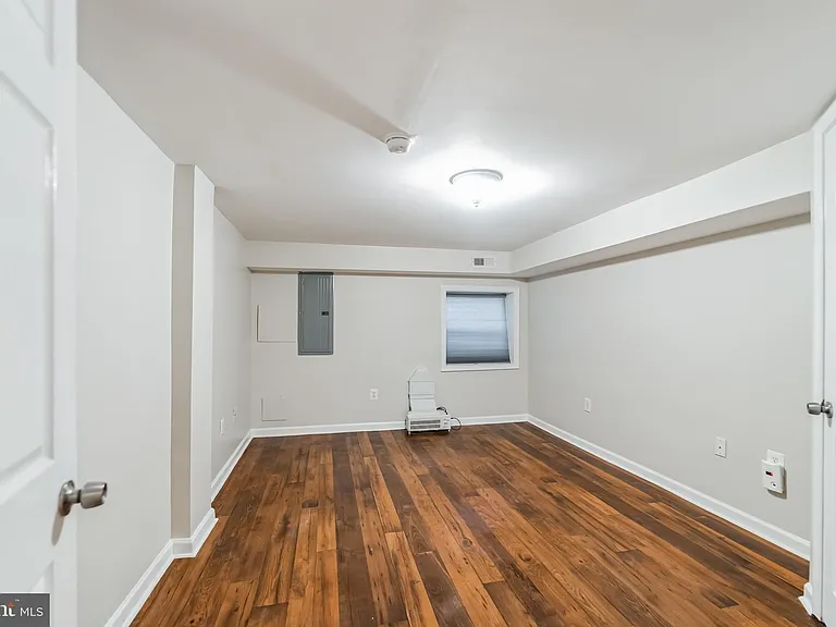 2411 N Capitol St NE #B — Photo 12