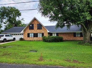 172 Gemini St, Larose, LA 70373