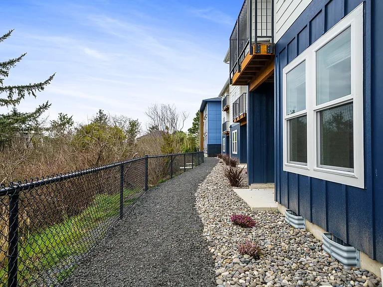 River Run Apartments — Photo 29
