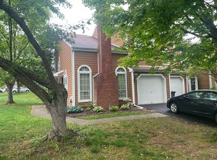 465 Trumbull Ct, Newtown, PA 18940