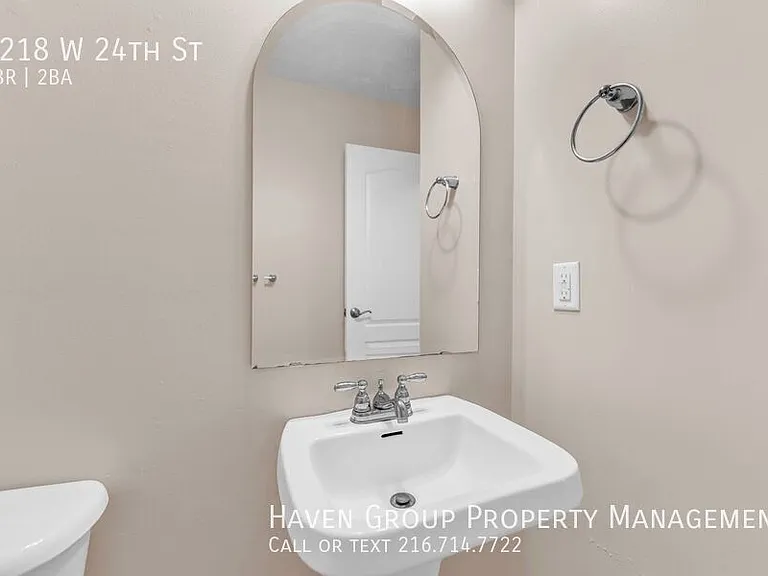 1218 W 24th St — Photo 20