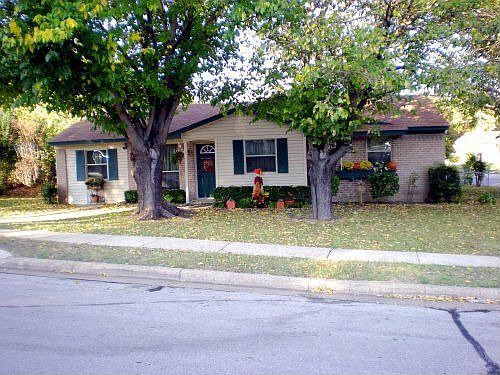 1st image of 579 Sun Valley Dr