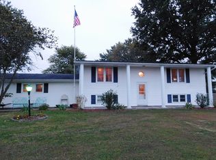 537 E Elm St, Huntsville, MO 65259
