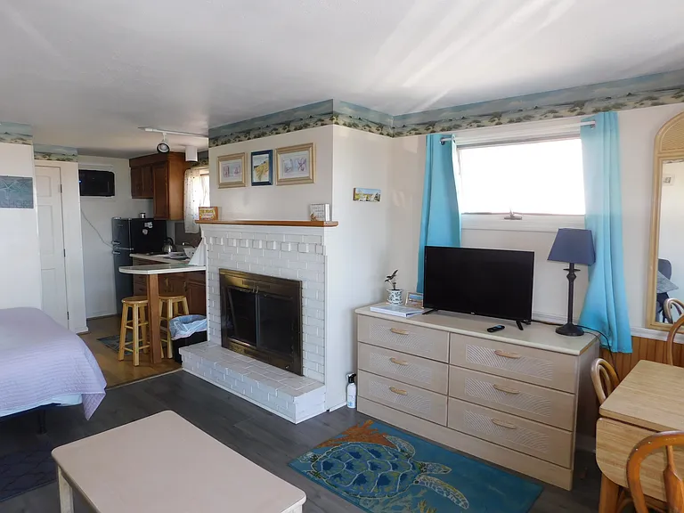 1 Walnut St #23 — Photo 9