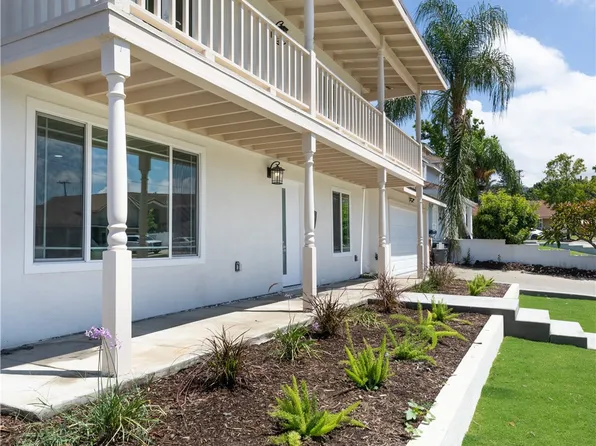 2363 N Robinhood Pl, Orange, CA 92867