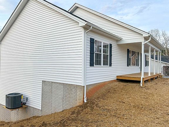 4th image of 244 Locustdale Loop