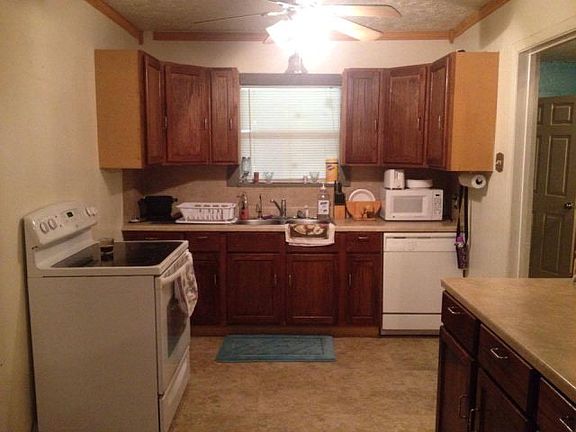 2nd image of 2018 N Avenue G