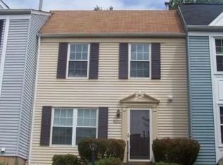 3032 Braxton Wood Ct, Fairfax, VA 22031