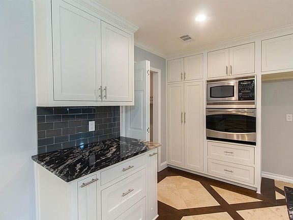 4th image of 7813 Creek Wood Dr