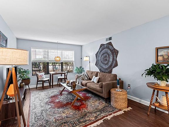 4th image of 925 Washington St APT 101