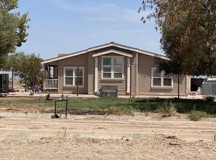 896 E Dealwood Rd, El Centro, CA 92243