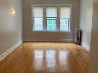 209 Washington Blvd APT 1N, Oak Park, IL 60302