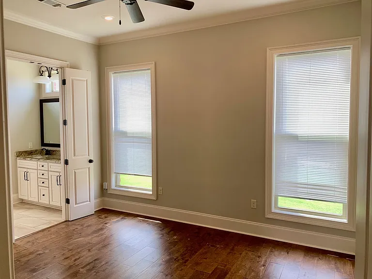 2800 Village Meadow Cv — Photo 5