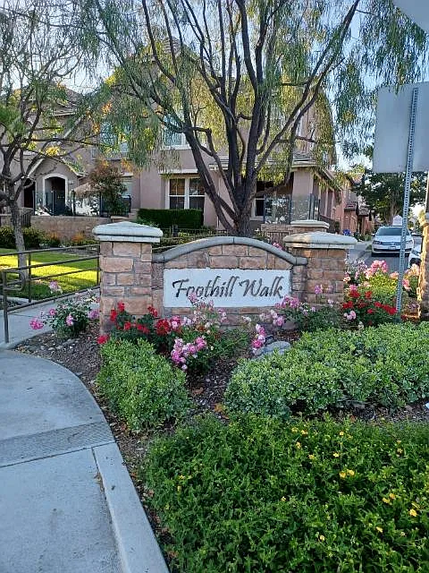 3 bed, 1504 sqft, $3,200 — Photo 2