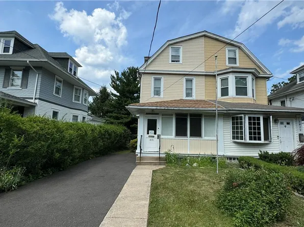 1831 Guernsey Ave, Abington, PA 19001