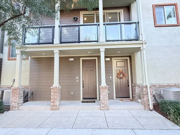 817 Tranquility Cir Unit 2, Livermore, CA 94551