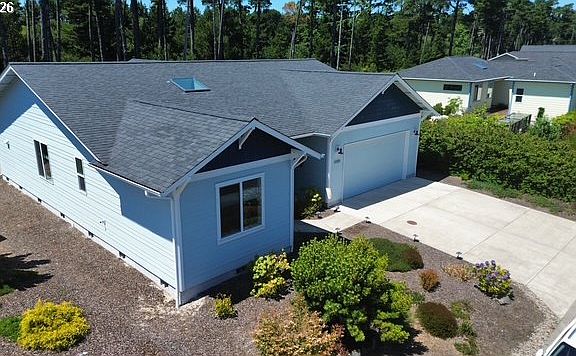2nd image of 3861 Nandina Dr