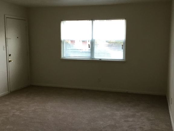 3rd image of 9019 Chesapeake Blvd APT A5