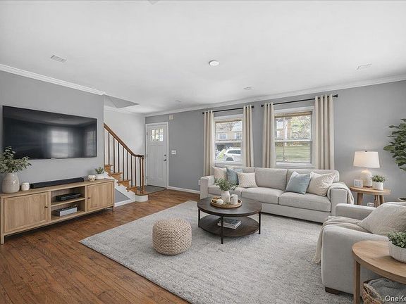 5th image of 33 Greenwood Lane