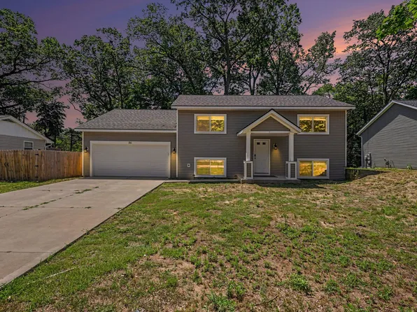 86 Dunton Ave, Holland, MI 49424