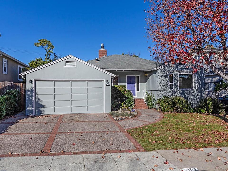 1st image of 1708 Devereux Dr