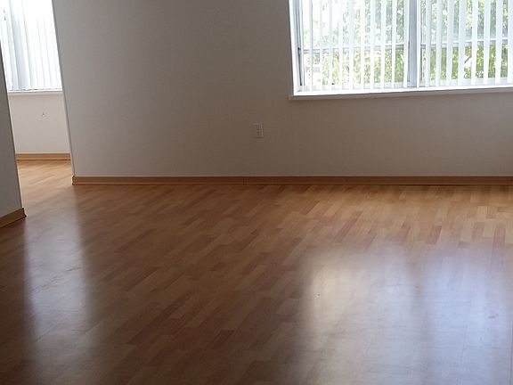 2nd image of 17620 Atlantic Blvd APT 416