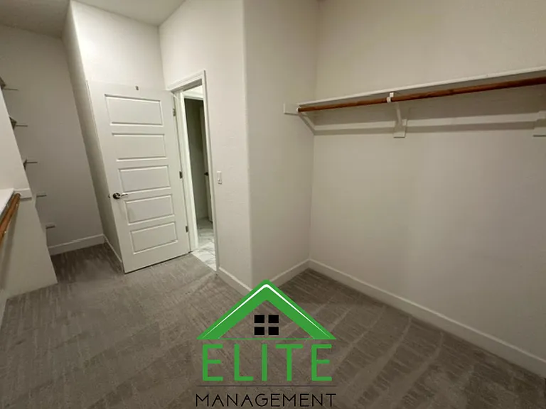 4007 Stanwick Ave — Photo 37