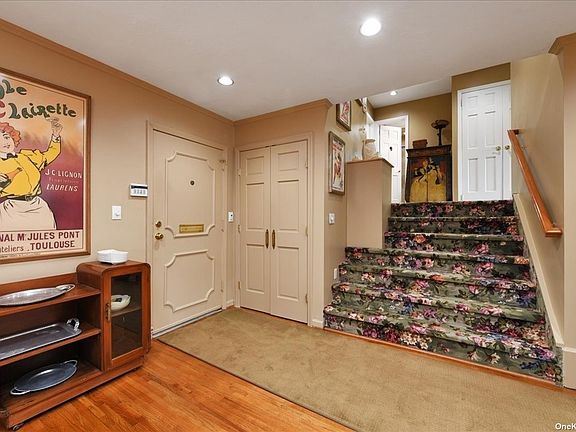2nd image of 54 Rose Ln