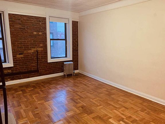 2nd image of 542 Parkside Ave APT B7