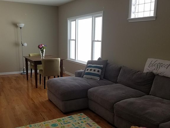 2nd image of 5619 W Waveland Ave